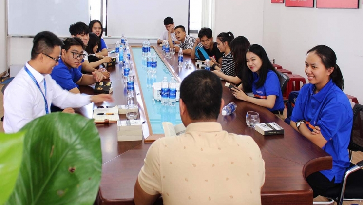 Giao lưu & chào đón sinh viên — thế hệ trẻ tại Acorp